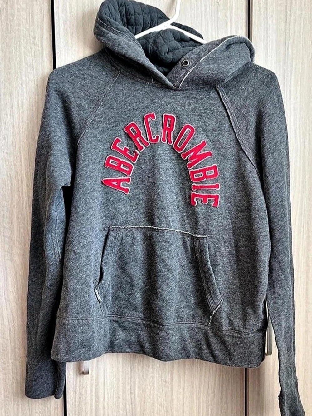 Abercrombie & Fitch Gray Hoodie Size Medium